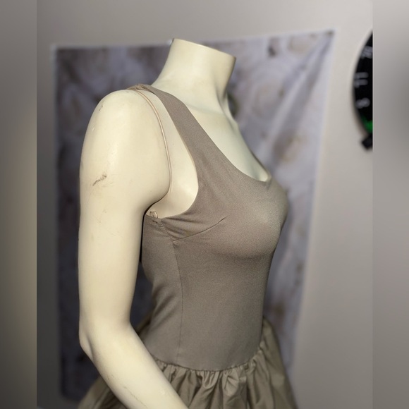 Sleeveless Double Scoop Neck  Bubble Skirt Dress In Olive Green Size L NWT - Picture 9 of 12